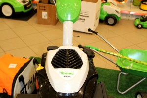 STIHL un VIKING meža un dārza tehnika