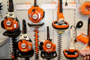 STIHL un VIKING meža un dārza tehnika