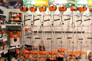 STIHL un VIKING meža un dārza tehnika