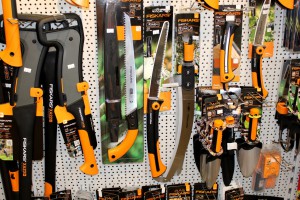 FISKARS instrumenti un virtuves piederumi